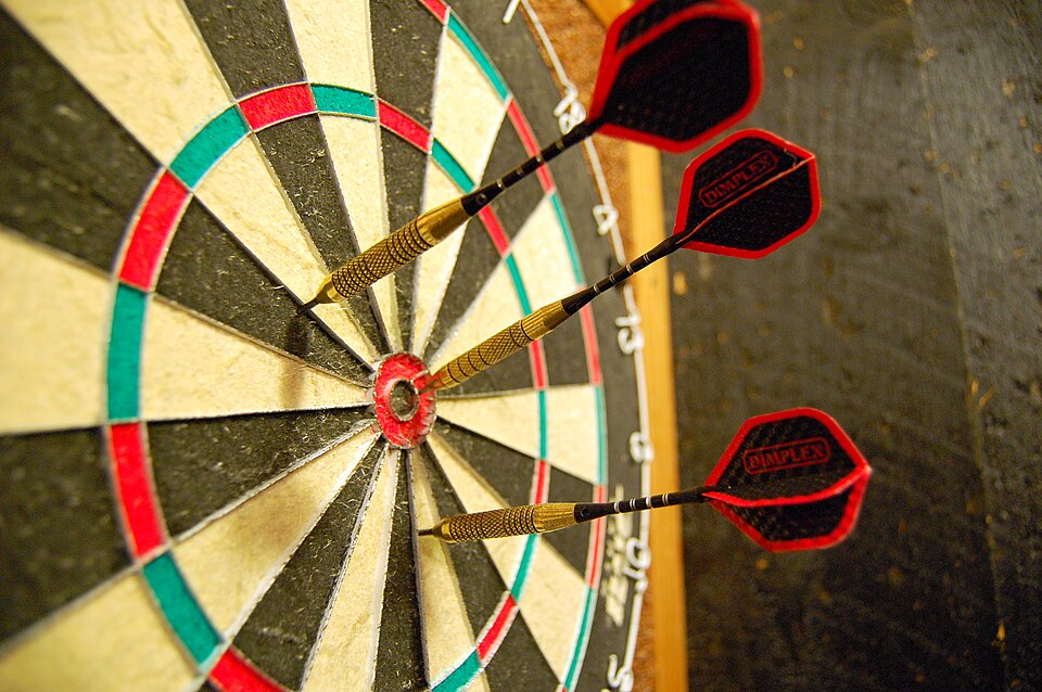 File:Darts in a dartboard.jpg