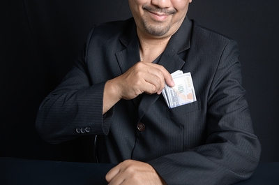 Bookmaker Margin Money in Pocket