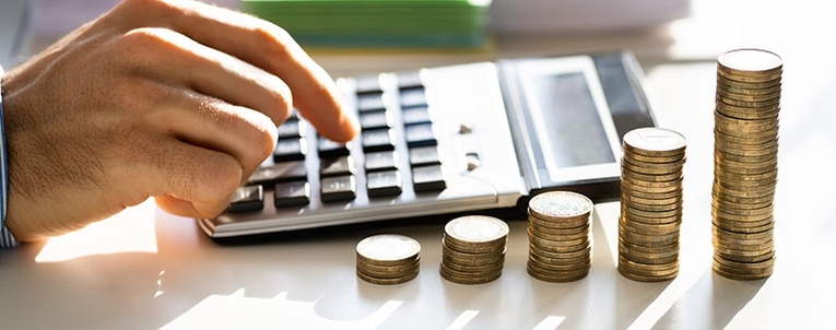 Bookmaker Trader Using Calculator